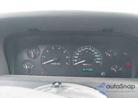 2004 Jeep Grand Cherokee Laredo z USA, uszkodzony, nr VIN 1J4GW48S74C107619